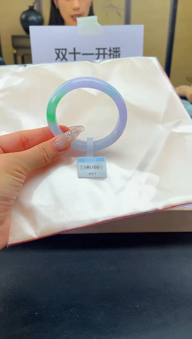 未镶嵌手镯（贵妃镯）翡翠退货标签需完好-187