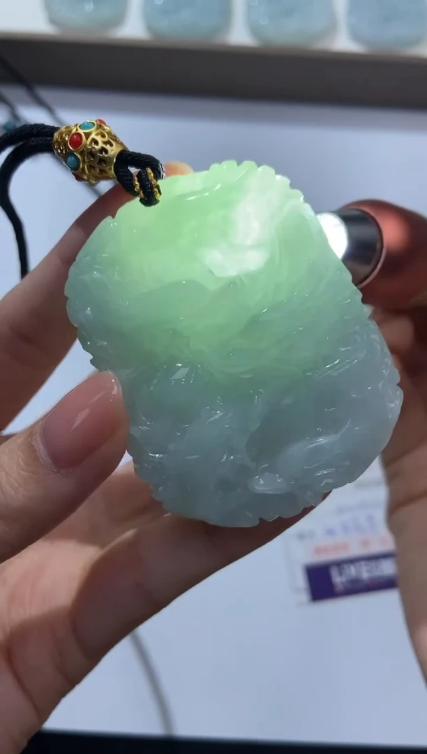 颈饰未镶嵌翡翠华****g374295/翡翠龙牌  多样性一件发