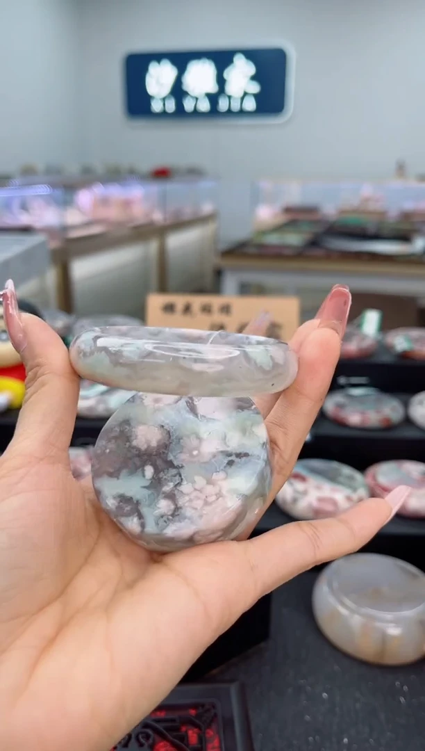 石英质玉手镯未镶嵌56圈口（赠品镯心）s906875