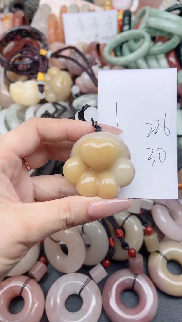 未镶嵌手镯石英质玉226