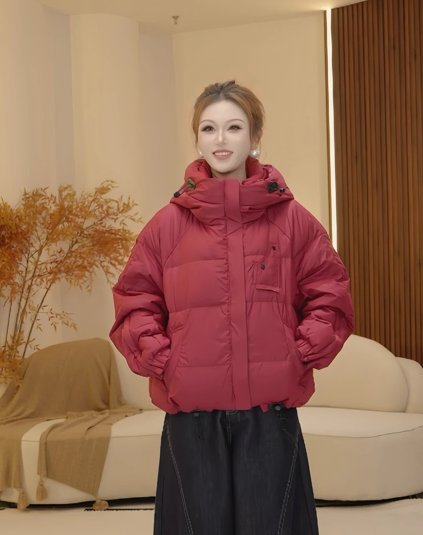 新款冬季羽绒服女款短款时尚休闲百搭女士连帽潮流加厚宽松外套