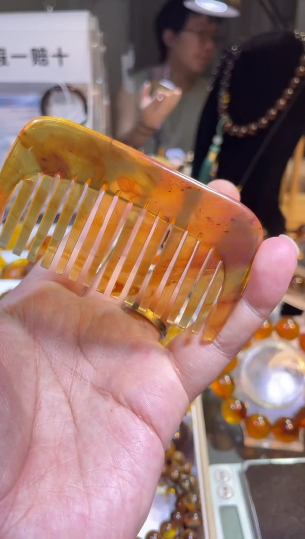 裸石琥珀未镶嵌灵草珀 梳子