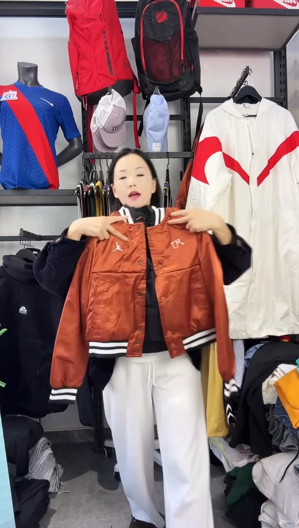 715 闪购编码 运动卫衣裤以直播间过款为准 尺码160 M