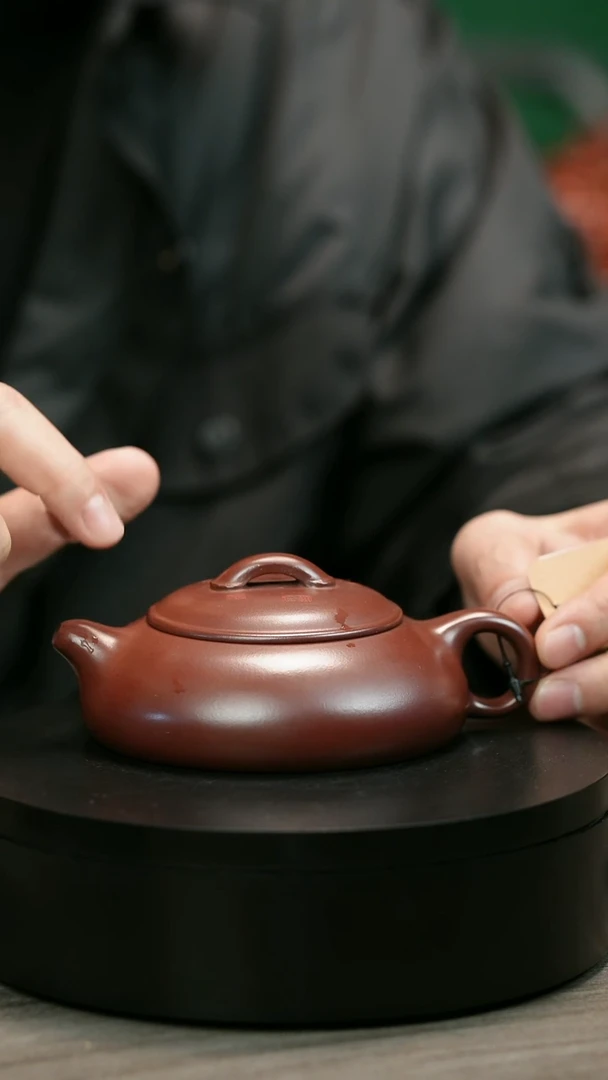茶壶紫砂迈***包H2357李传荣刻绘乳瓢