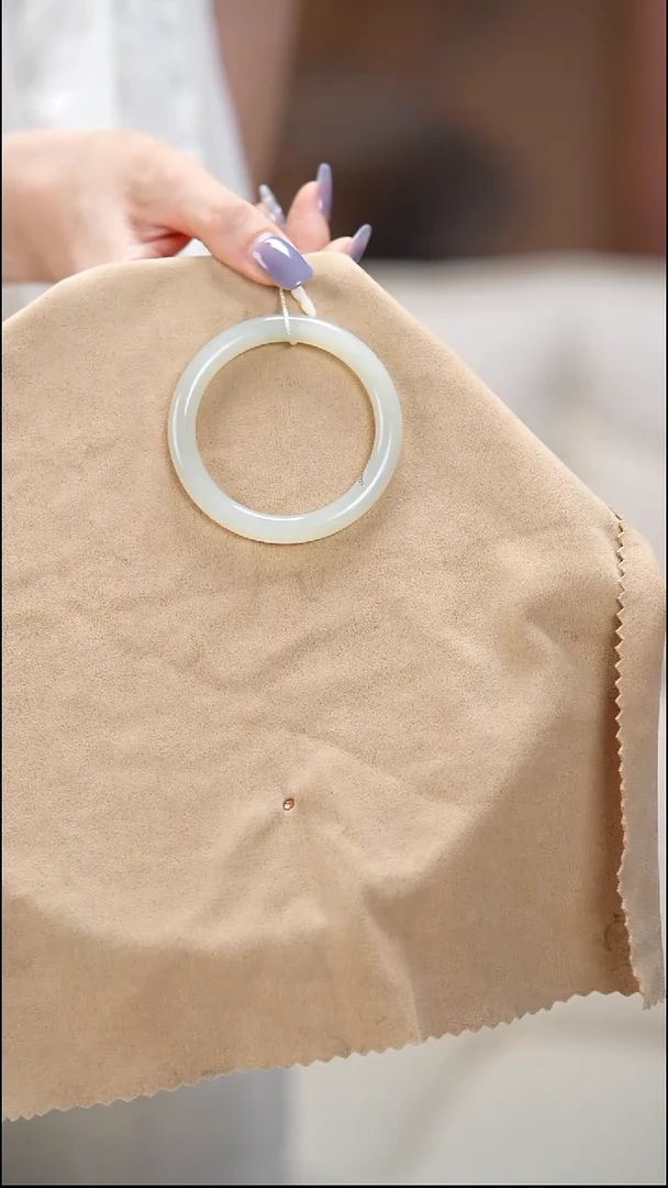 未镶嵌手镯和田玉2680   53