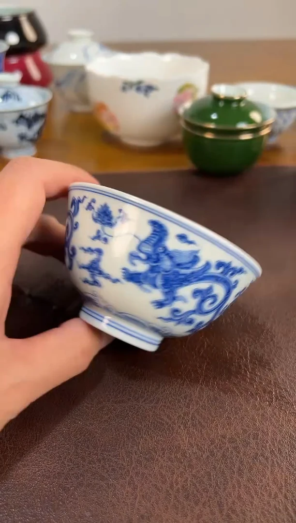 貔*照夜白青花双龙主人杯