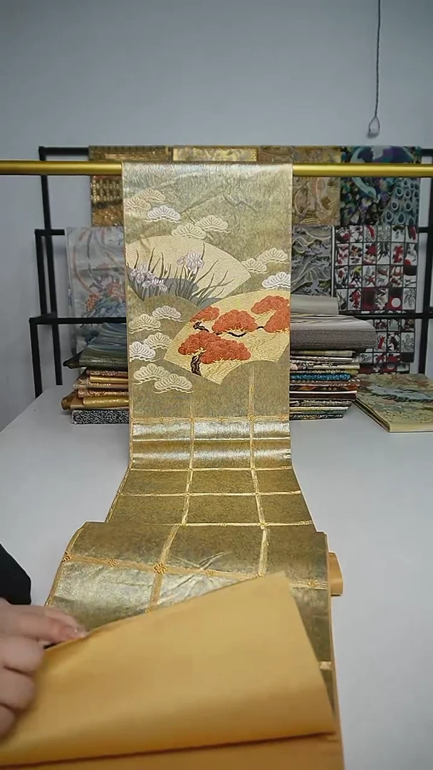 【闪购商品】织绣53 两通松树花卉螺钿