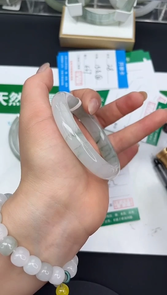 未镶嵌手镯石英质玉55-56/57