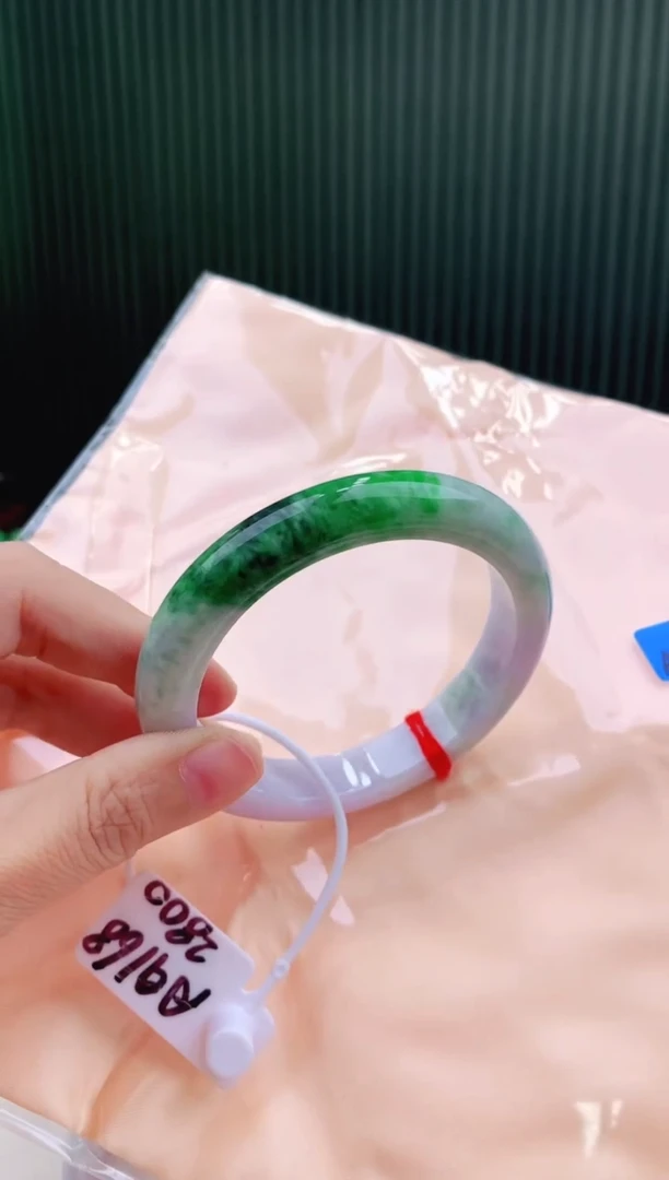 未镶嵌手镯翡翠58