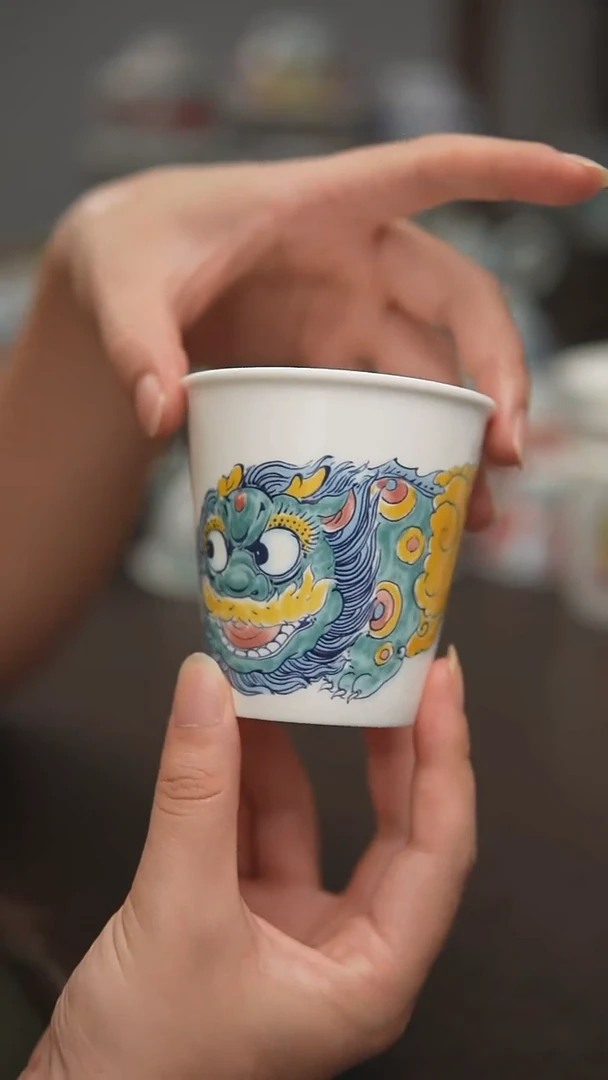 宠粉福利价        醒狮可乐杯