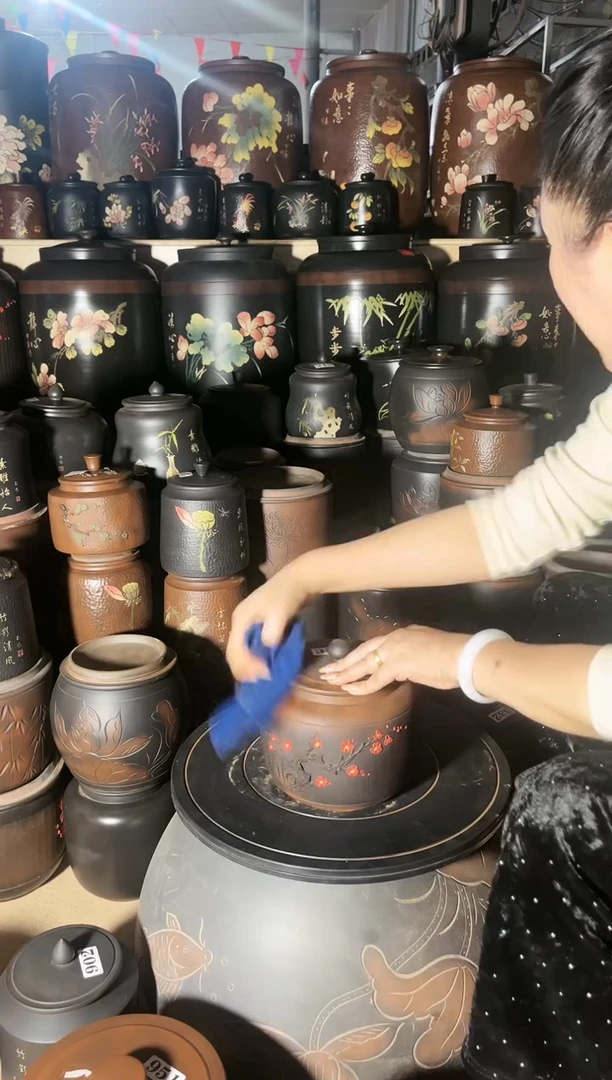 【闪购商品】壶瑕疵茶叶罐 红梅 353 苹果