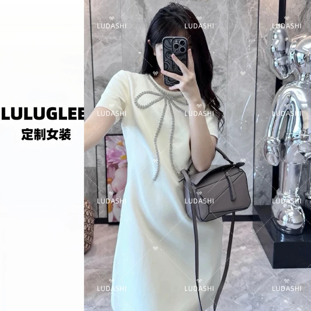 2025春夏款重工水钻蝴蝶结连衣裙女名媛高级气质小香风短裙