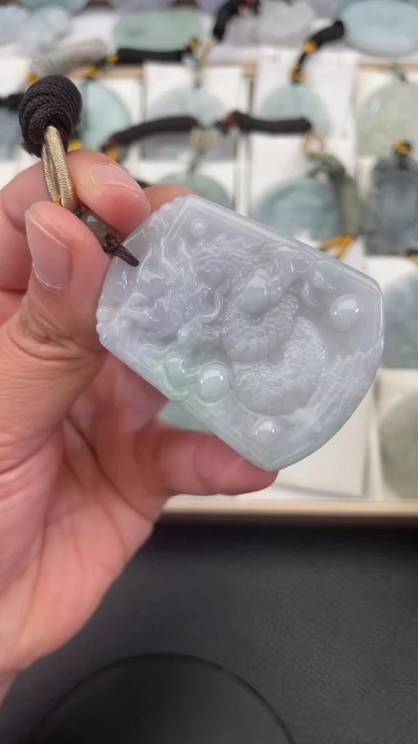 颈饰未镶嵌翡翠天然缅甸翡翠A货375