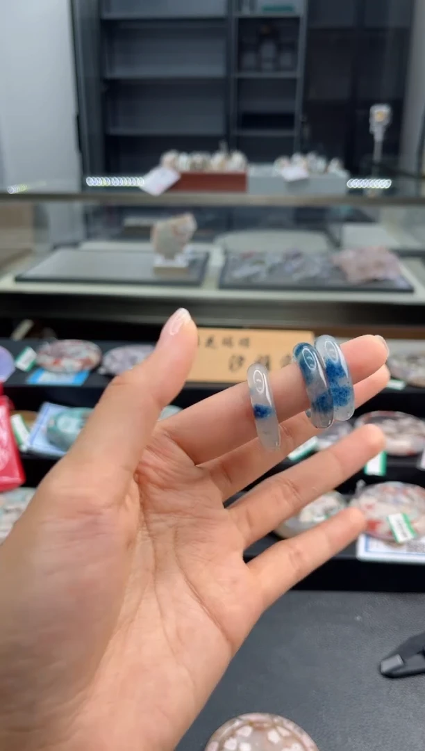 石英质玉手镯未镶嵌戒指（多样性发货）