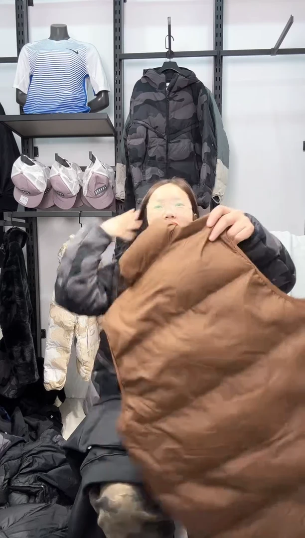 2365编码  瑕疵直播间过款为准 尺码M