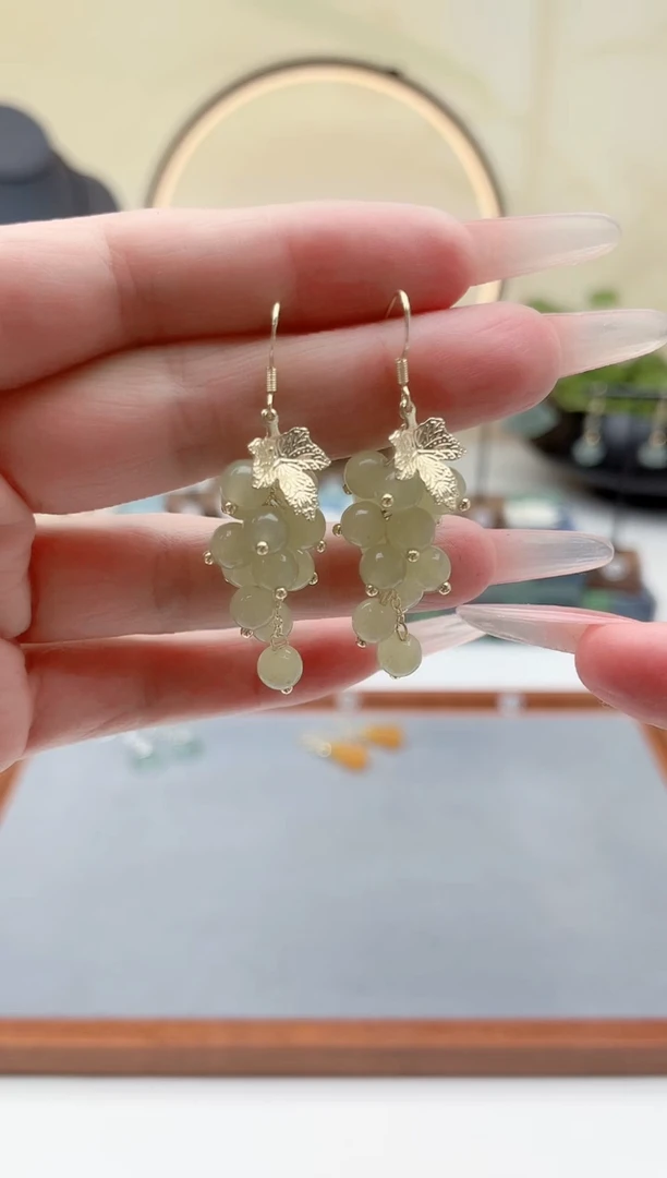 未镶嵌东陵石耳饰00葡萄青色