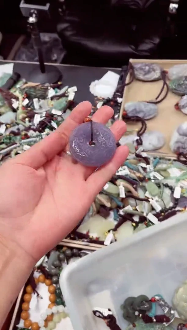 和田玉未镶嵌颈饰拍一发一