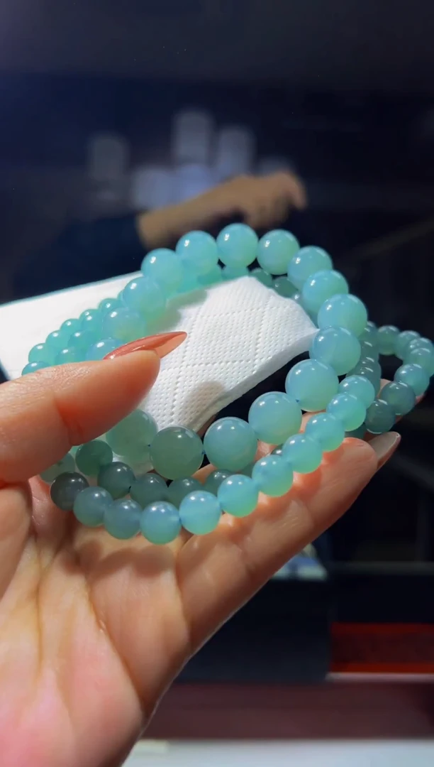 颈饰未镶嵌翡翠2025-12-15-8