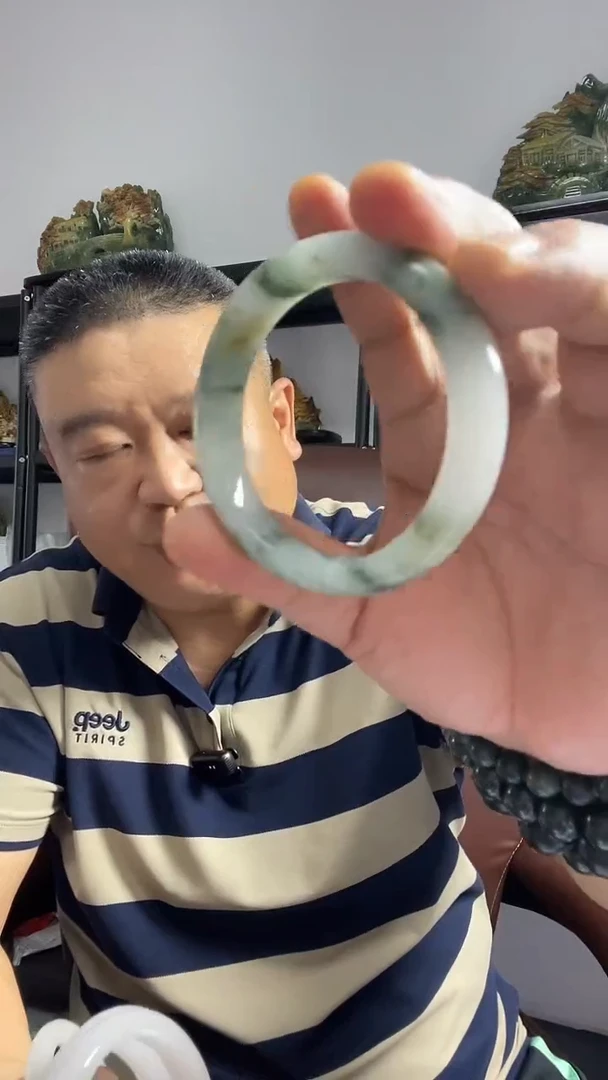 石英质玉手镯未镶嵌天然天山翠手镯（圈口备注）