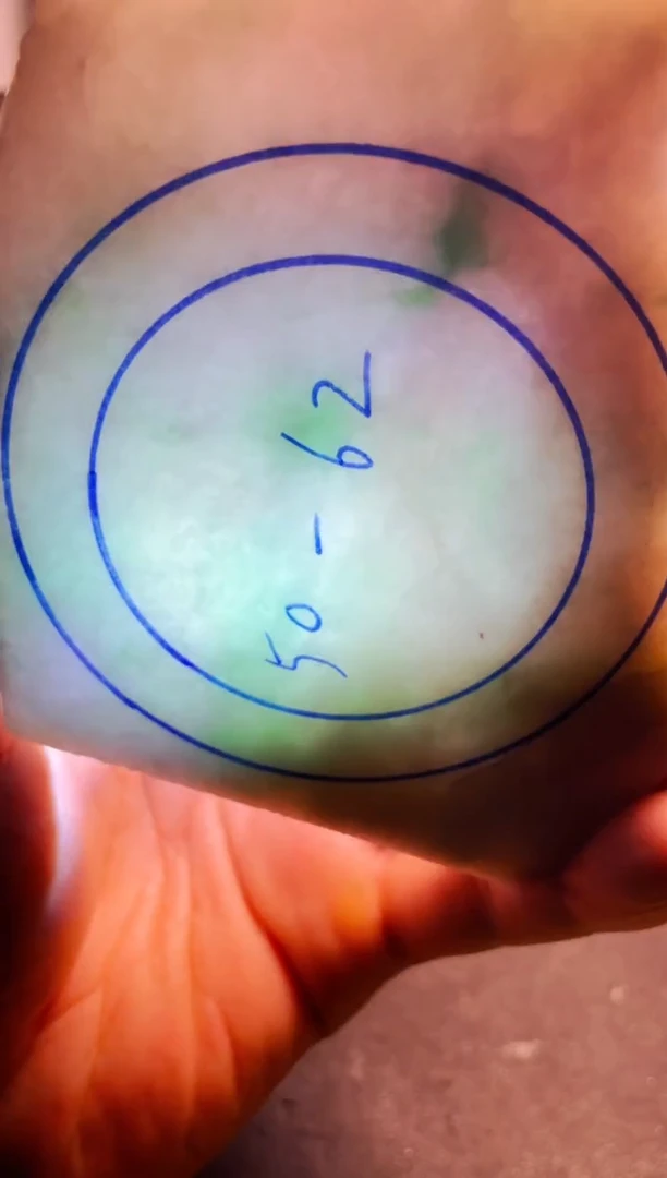 未镶嵌翡翠定制翡翠淄****司翡翠