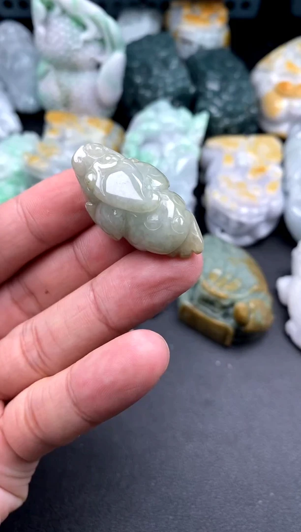 吊坠(不含链)未镶嵌翡翠1