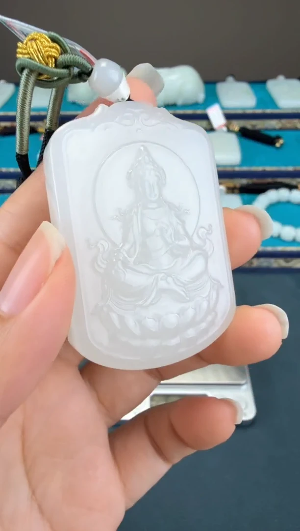 颈饰未镶嵌和田玉1