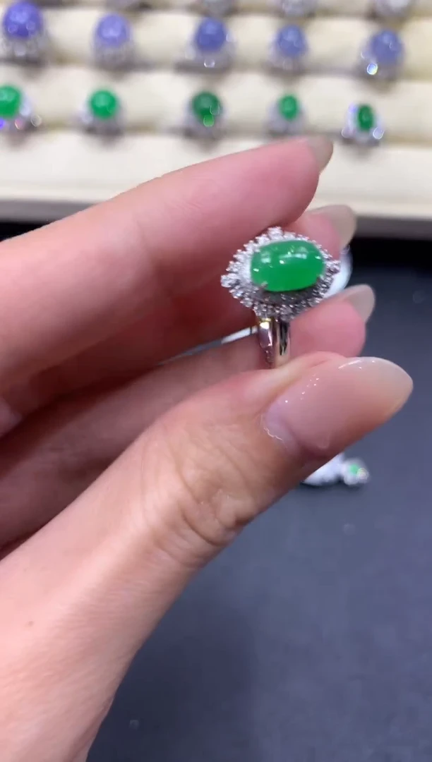 【闪购商品】翡翠戒指18K金镶嵌a100