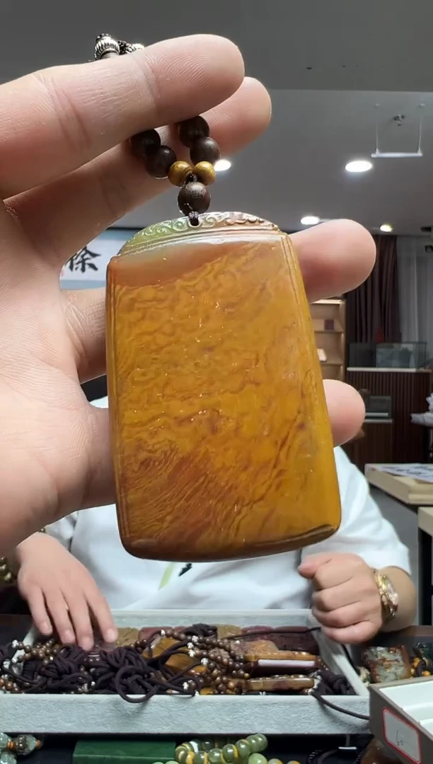 未镶嵌透闪石质玉挂件多样性发货其中发一