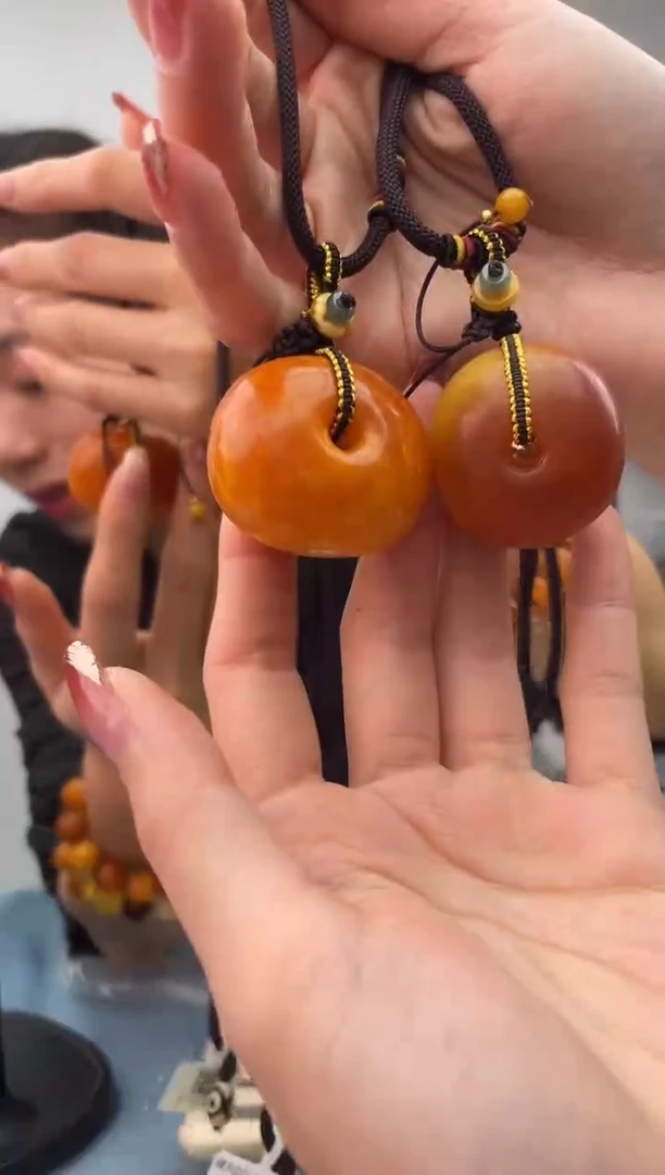 【闪购商品】蜜蜡珠宝奇石未镶嵌多样性发其一假一罚十，020