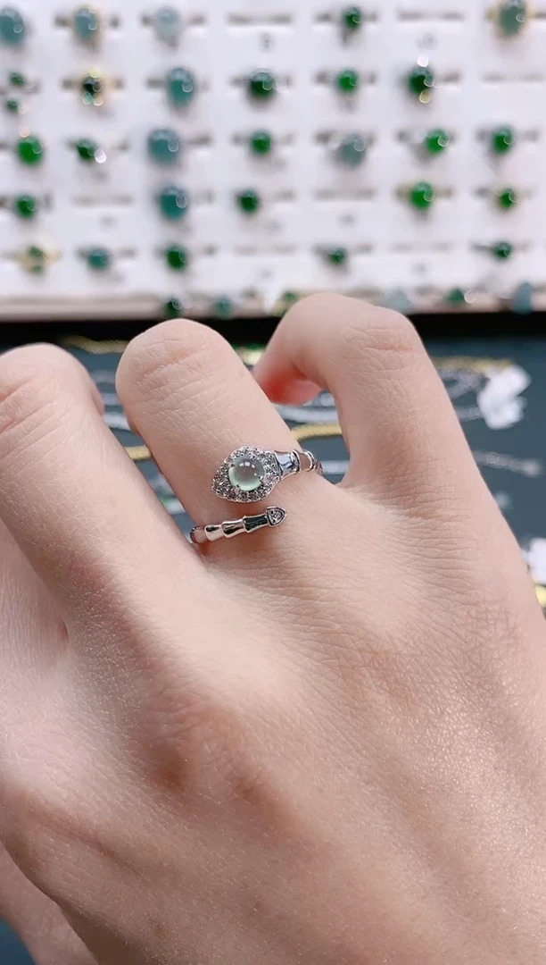 【闪购商品】翡翠戒指银S925镶嵌天然翡翠