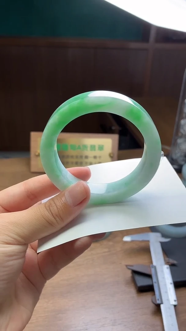 未镶嵌手镯定制翡翠?*?定制