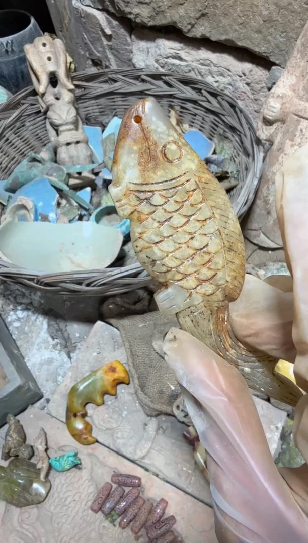 未镶嵌岫岩河磨玉（透闪石质玉）挂件玉器555555