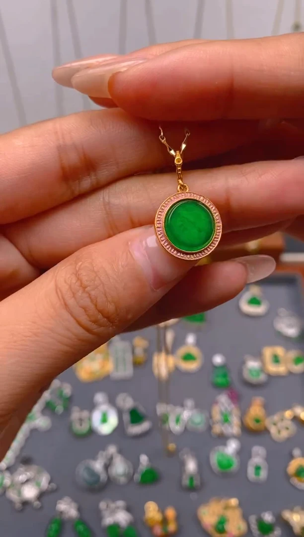 吊坠(不含链)银S925镶嵌翡翠圆牌