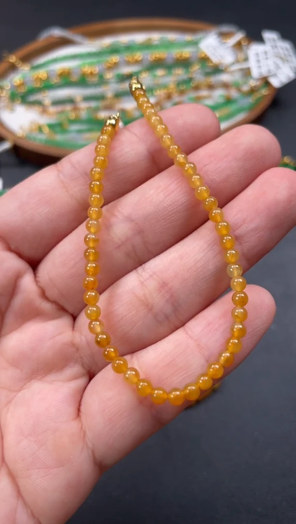 套链18K金镶嵌翡翠一条   P508