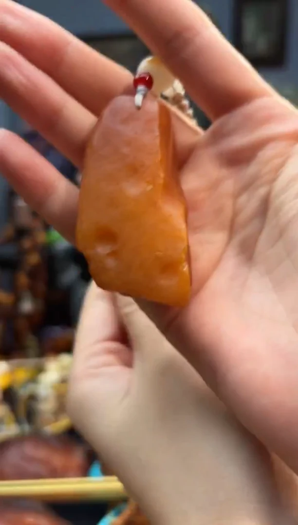 琥珀颈饰未镶嵌手把