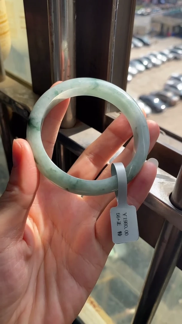 未镶嵌手镯翡翠//20259492   56正圈