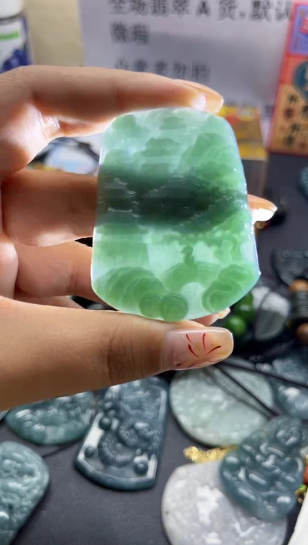 【闪购商品】翡翠颈饰未镶嵌翡翠
