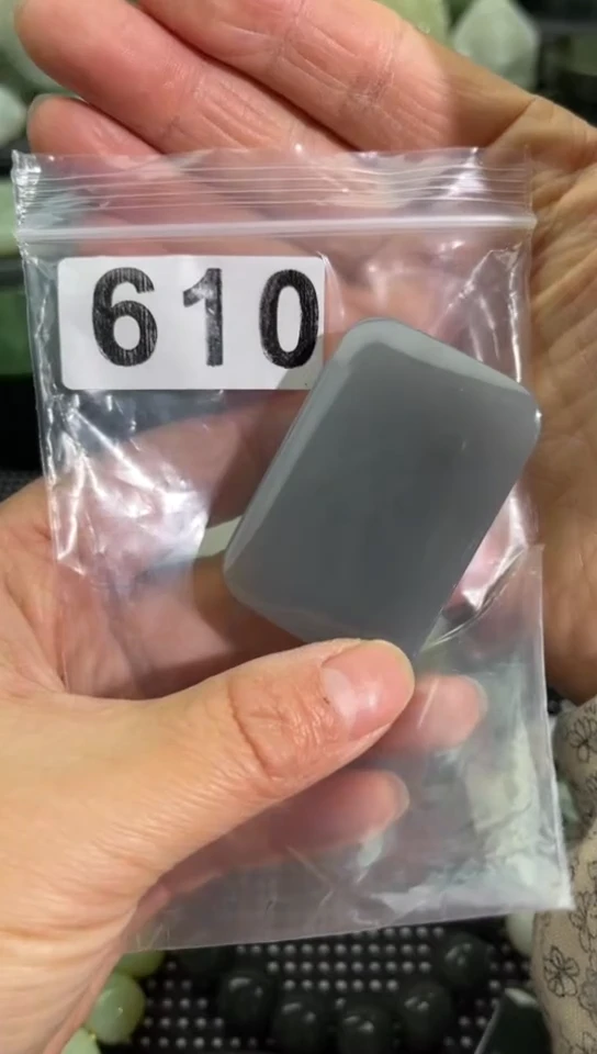 未镶嵌和田玉珠宝半成品牌子