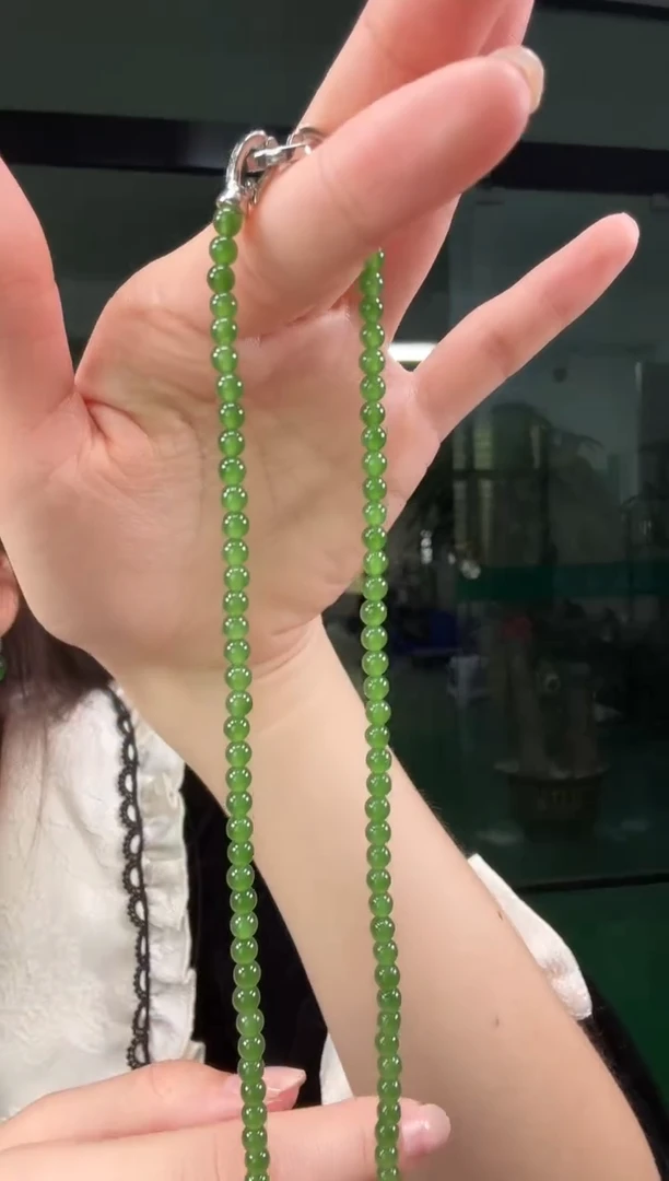 项链未镶嵌和田玉（碧玉）碧玉4mm辣阳绿小米链