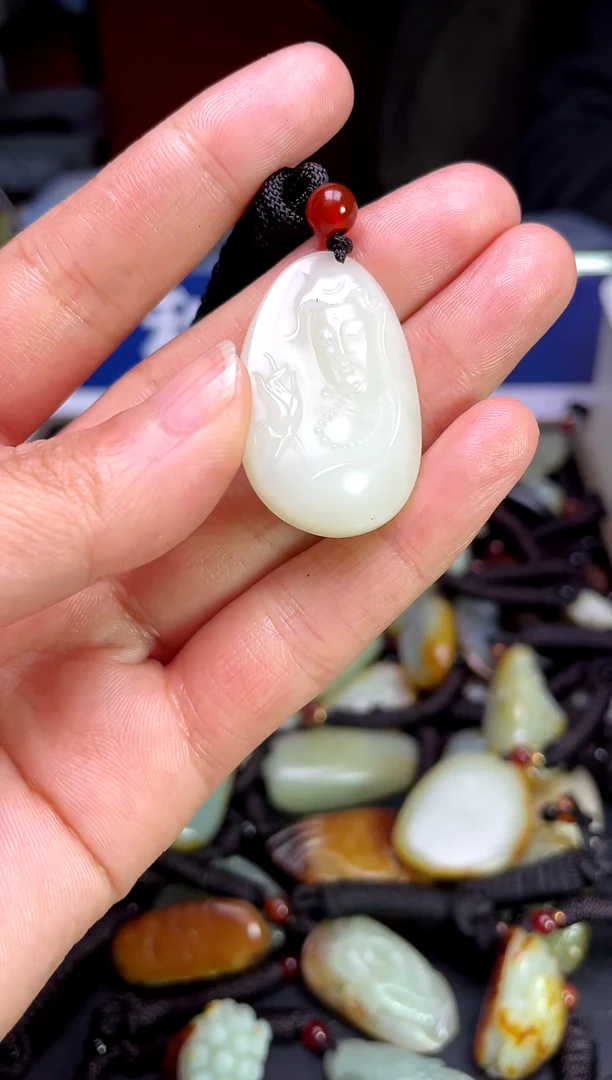 【闪购商品】和田玉颈饰未镶嵌3