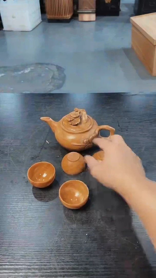 日瓷字画直播间开播中