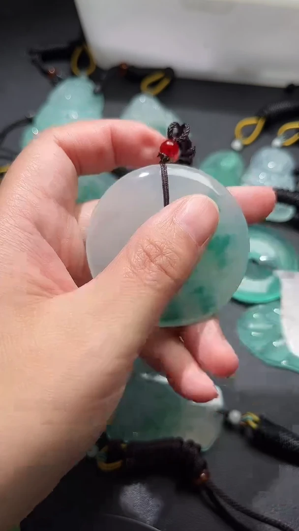 颈饰未镶嵌翡翠绑绳含赠品吊坠多样性PAK兰花