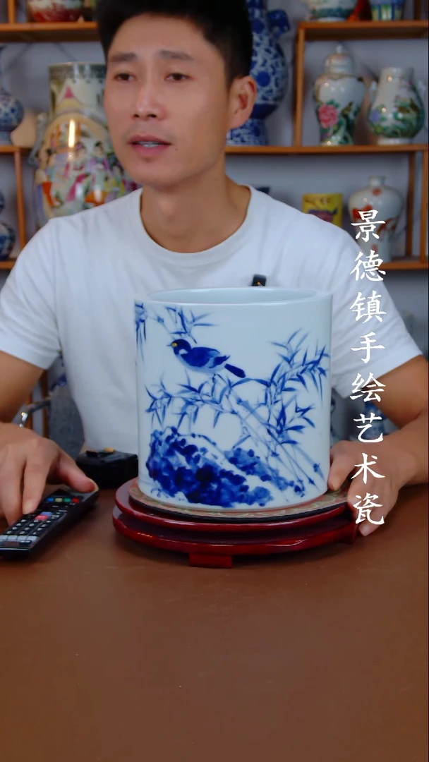 现代景德镇手工手绘陶瓷摆件22