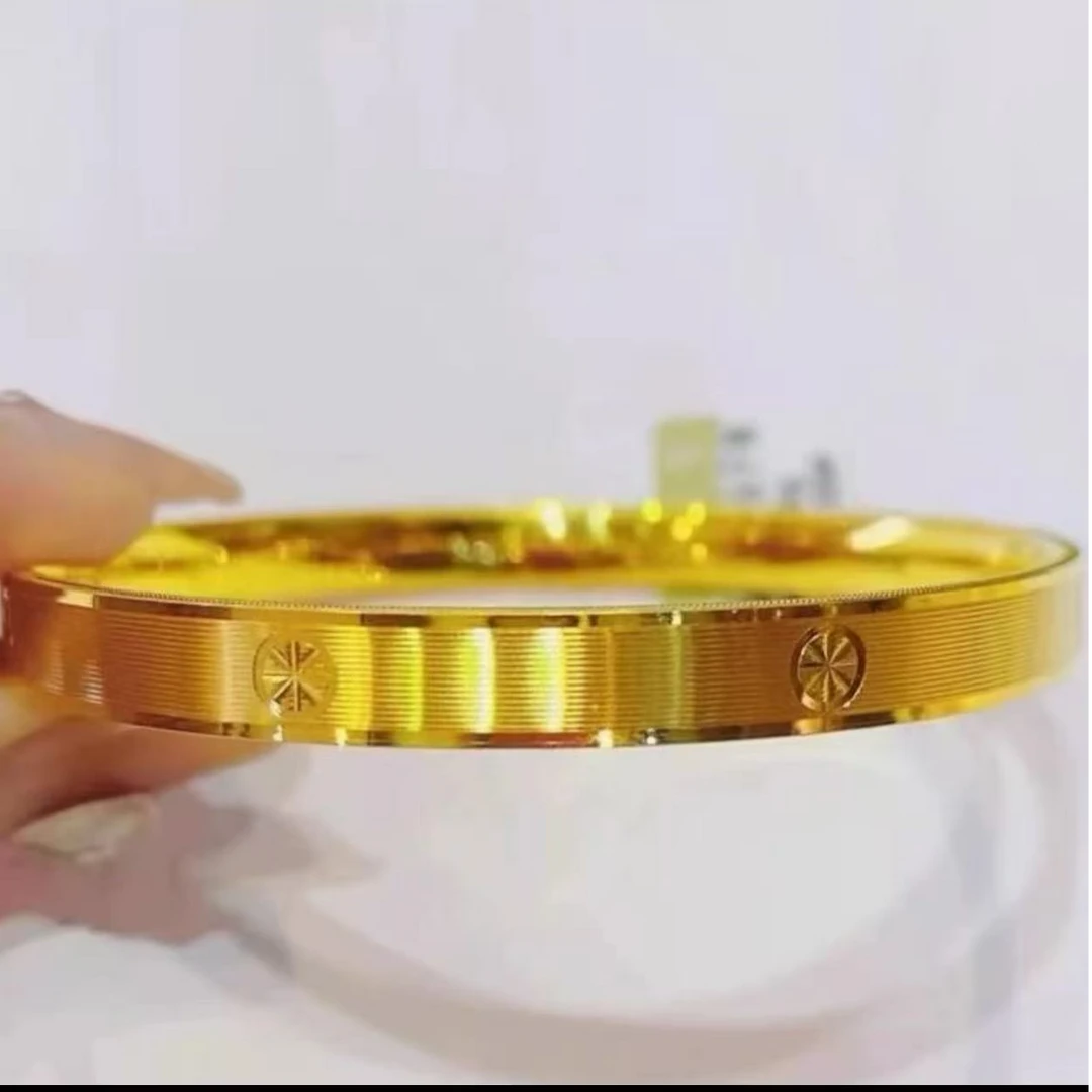 定制版卡家拉斯精工手镯精美