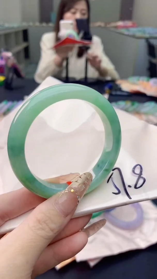 未镶嵌手镯翡翠0852675170