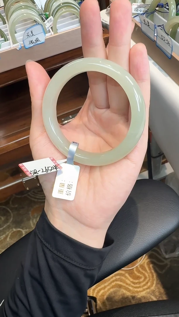 未镶嵌手镯和田玉58