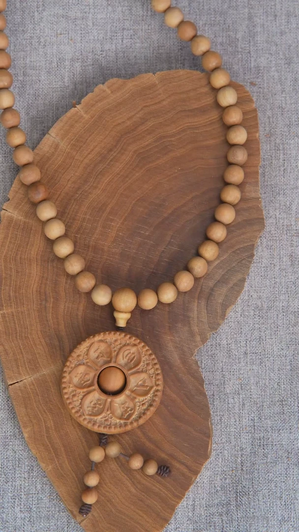 檀香木手串/手链希莫加黑顺沉08*108+六字真言款 随机发