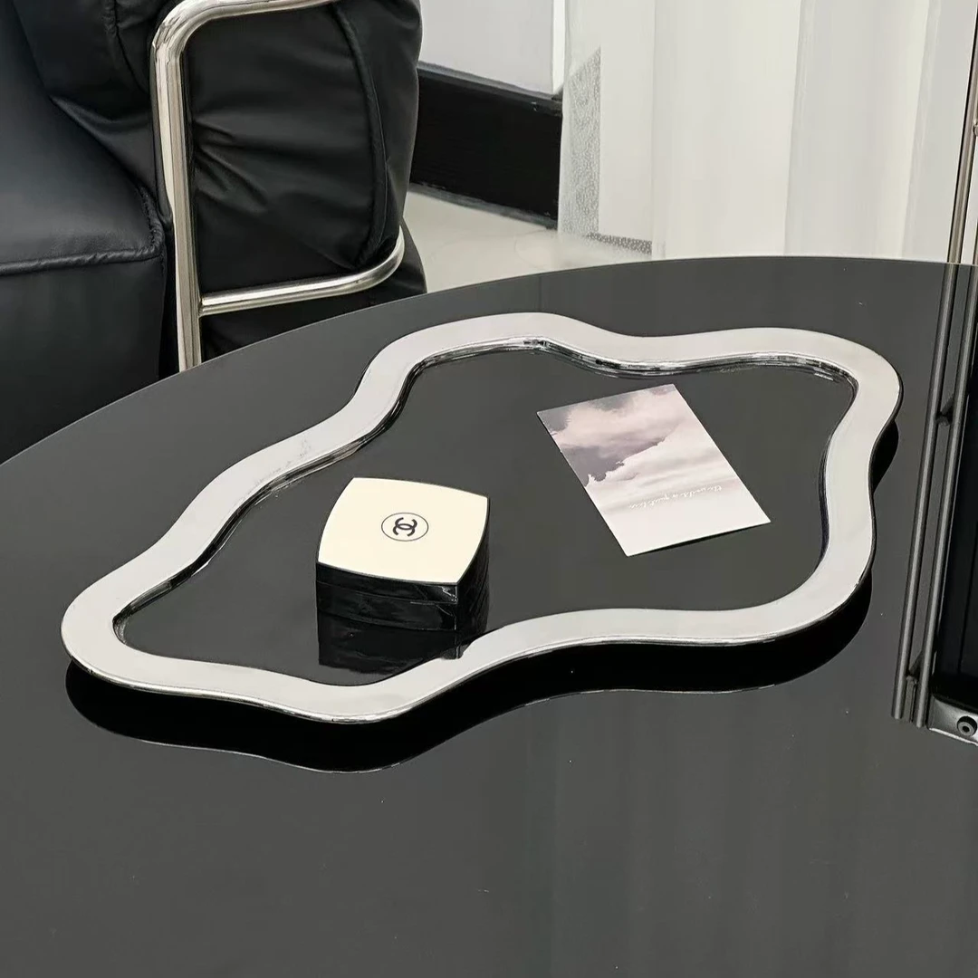 满氛中古高级感桌面陶瓷创意托盘卫生间椭圆香薰口红收纳盘展示盘