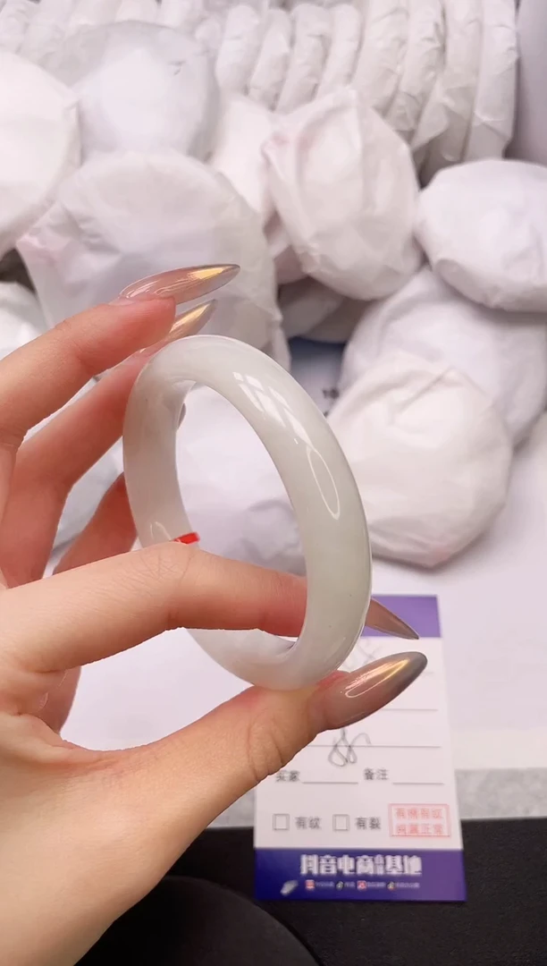 【闪购商品】和田玉手镯未镶嵌4K108-58