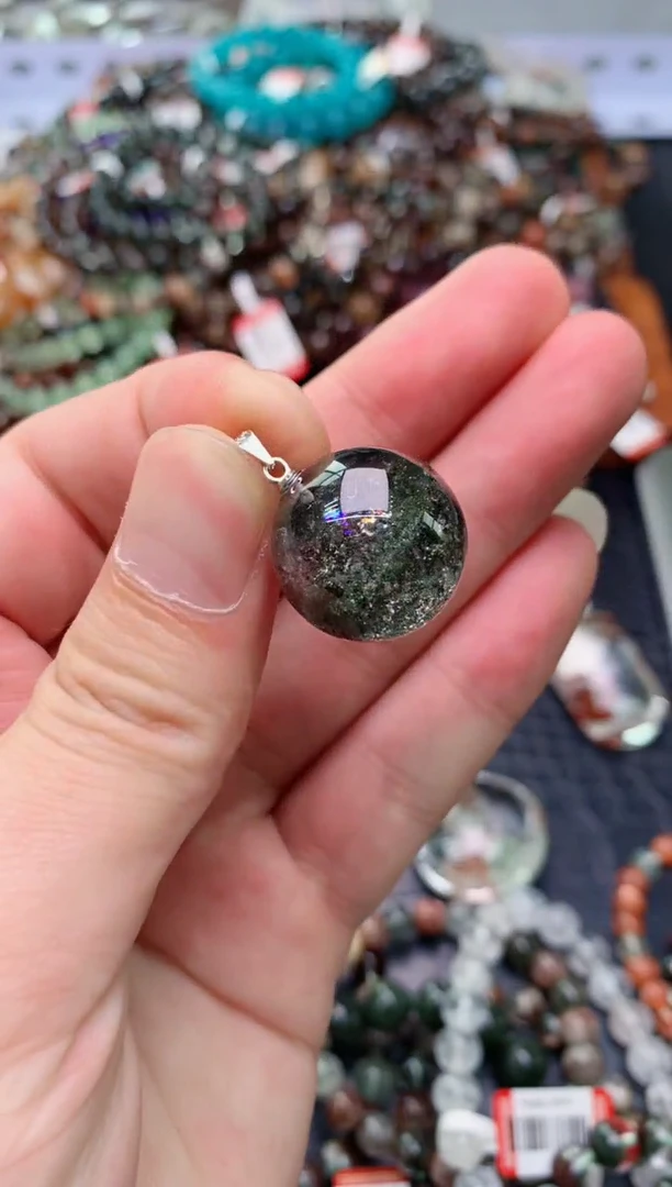 未镶嵌吊坠(赠链)水晶25